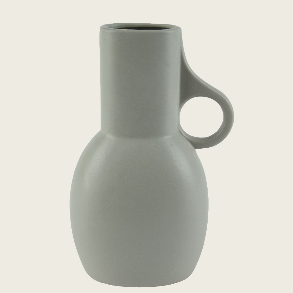 8e011a04-2e72-4fa1-b17d-4f02af5dafe8